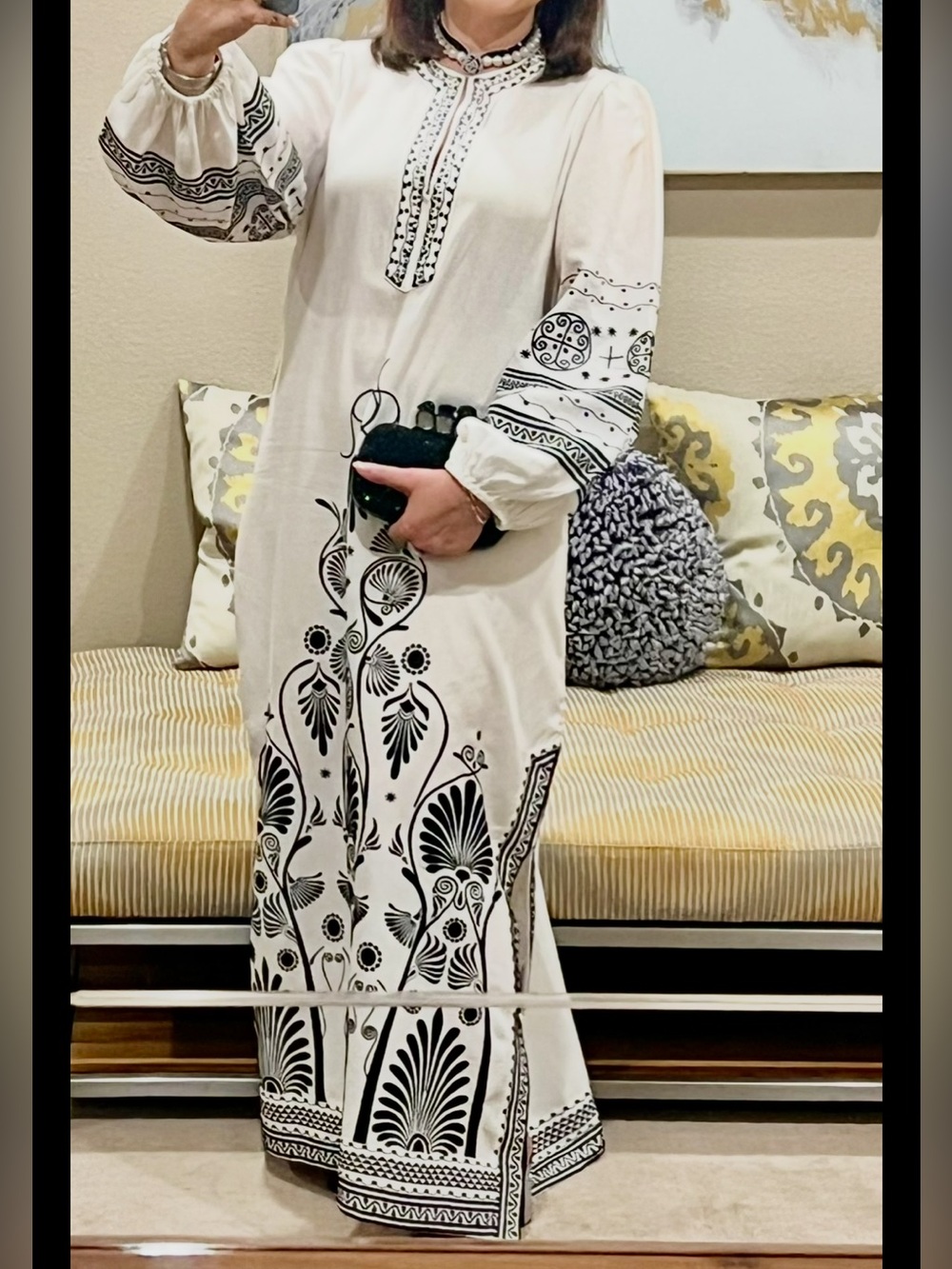 Women’s Long Sleeve white  Embroidered kaftan